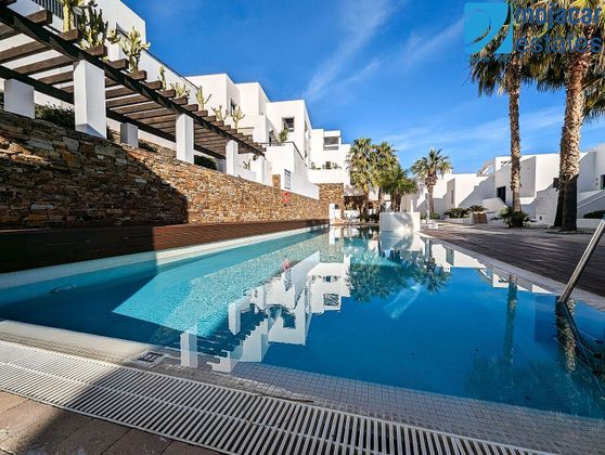 Foto 1 de Pis en venda a calle Califato de 3 habitacions amb terrassa i piscina