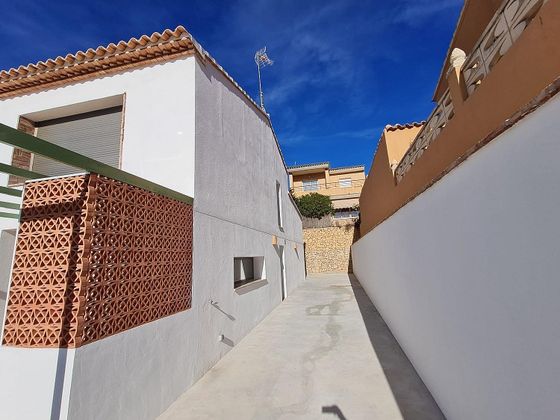 Foto 2 de Xalet en venda a calle Caracter Partida Hoya de la Señora de 4 habitacions amb terrassa i piscina