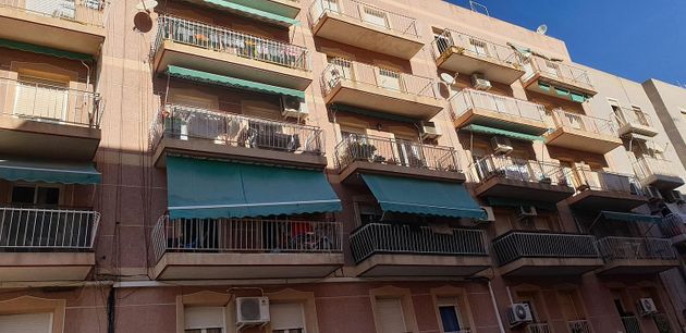 Foto 1 de Pis en venda a Carrús Est - Camí dels Magros de 4 habitacions amb balcó