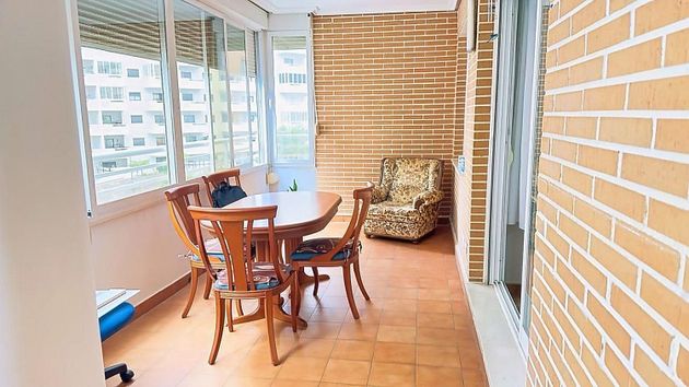 Foto 2 de Piso en venta en calle Xaloc de 2 habitaciones con terraza y piscina