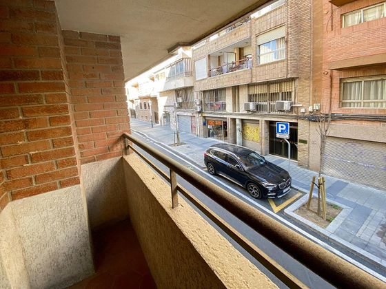 Foto 1 de Venta de piso en Mercado de 4 habitaciones con garaje y balcón
