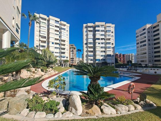 Foto 1 de Pis en venda a Cabo de las Huertas de 3 habitacions amb piscina i jardí