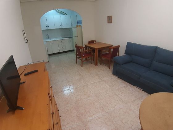 Foto 1 de Alquiler de estudio en plaza España con muebles