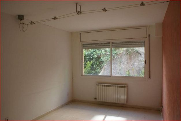 Foto 2 de Pis en venda a Corbera de Llobregat de 3 habitacions amb terrassa i ascensor