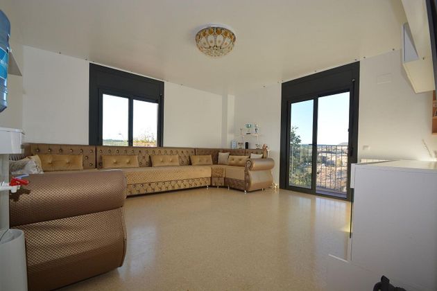 Foto 1 de Pis en venda a Santa Margarida de Montbui de 3 habitacions amb balcó i calefacció