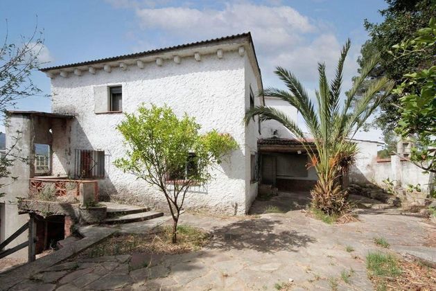 Foto 2 de Casa en venda a Sant Esteve Sesrovires de 5 habitacions amb jardí