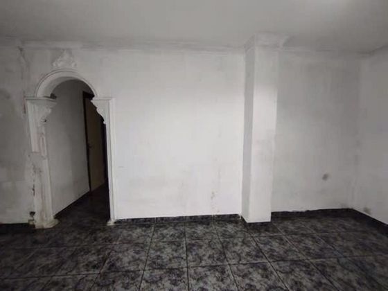 Foto 2 de Pis en venda a Santa Margarida de Montbui de 3 habitacions amb balcó i ascensor