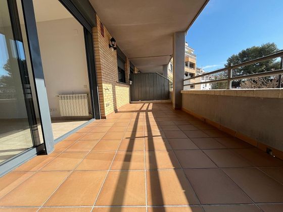 Foto 2 de Pis en venda a Sant Llorenç d´Hortons de 3 habitacions amb terrassa i balcó