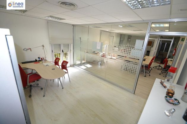 Foto 2 de Oficina en lloguer a Centro - Almería amb aire acondicionat i ascensor
