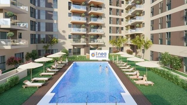 Foto 2 de Pis en venda a avenida Reino de España de 1 habitació amb terrassa i piscina