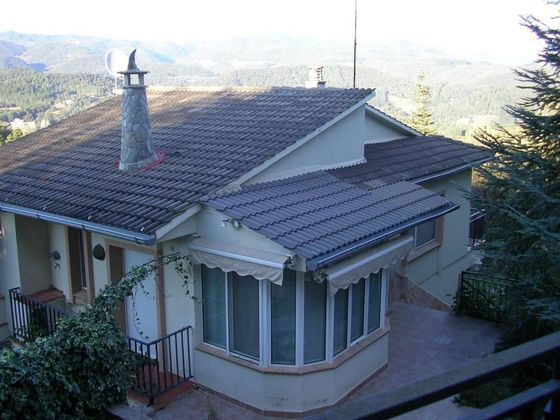 Foto 2 de Casa en venda a Arbúcies de 6 habitacions amb terrassa i jardí