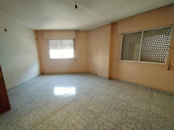 Foto 2 de Piso en venta en Alguazas de 3 habitaciones con balcón