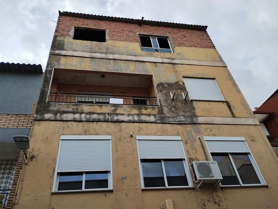 Foto 2 de Piso en venta en Ceutí de 3 habitaciones con balcón