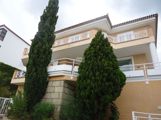 Foto 2 de Venta de chalet en Ifara - Urbanización Anaga de 6 habitaciones con terraza y jardín