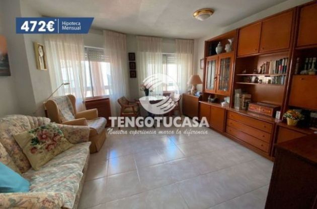 Foto 1 de Venta de piso en Ventas de 2 habitaciones con terraza y calefacción