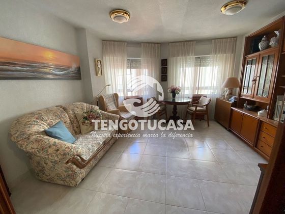Foto 2 de Pis en venda a Ventas de 2 habitacions amb terrassa i calefacció