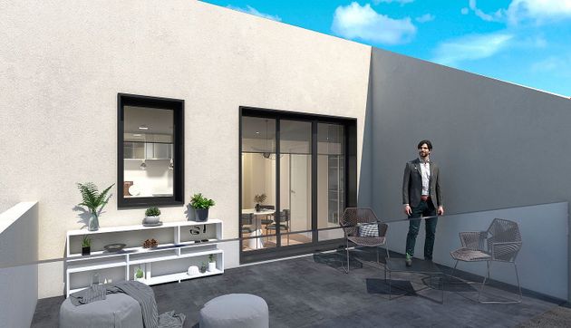 Foto 2 de Venta de piso nuevo en calle Presidente Adolfo Suarez de 1 habitación con jardín y ascensor