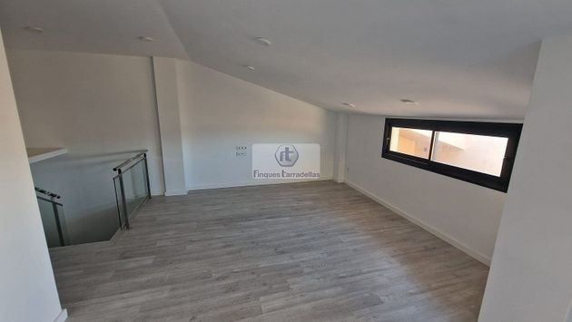 Foto 1 de Piso nuevo en venta en calle Francesc Macià de 3 habitaciones con ascensor