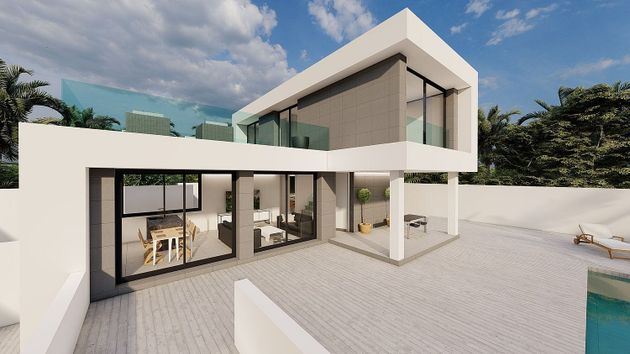 Foto 2 de Casa nova en venda a calle Velazquez de 3 habitacions amb piscina i jardí