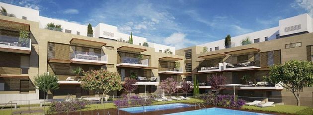 Foto 1 de Pis nou en venda a calle Valle de Aran de 3 habitacions amb piscina i ascensor