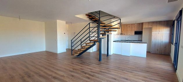 Foto 2 de Venta de piso nuevo en calle Erillas de 2 habitaciones con aire acondicionado y ascensor