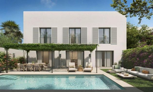 Foto 2 de Casa nueva en venta en urbanización La Reserva de 3 habitaciones con piscina y jardín