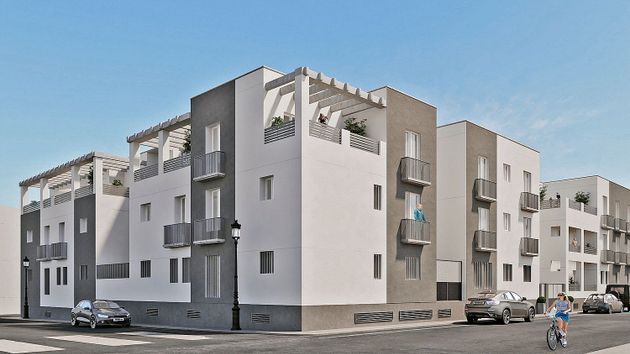 Foto 1 de Pis nou en venda a calle Álamos de 2 habitacions amb piscina i ascensor