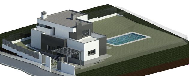 Foto 2 de Venta de casa nueva en calle Islas Cicladas de 3 habitaciones y 850 m²