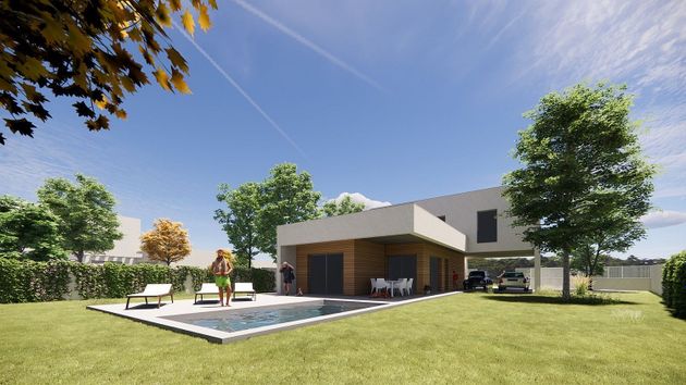 Foto 2 de Casa nueva en venta en calle Puentedeva de 4 habitaciones con piscina y jardín