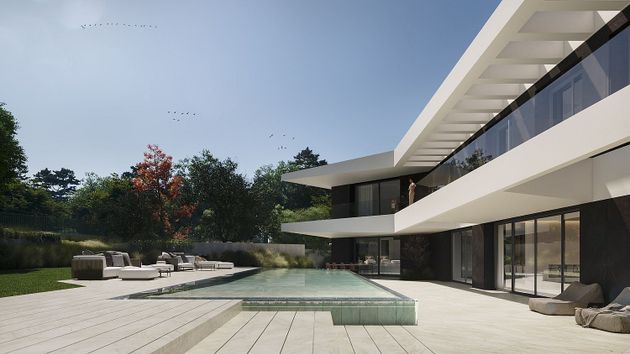 Foto 2 de Casa nova en venda a calle De Los Lagos de 5 habitacions amb piscina i jardí