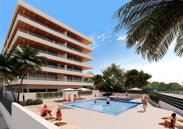 Foto 1 de Pis nou en venda a calle Costa del Azahar de 3 habitacions amb piscina i ascensor