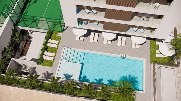 Foto 1 de Venta de piso nuevo en calle Alfonso Sánchez de 3 habitaciones con piscina y aire acondicionado