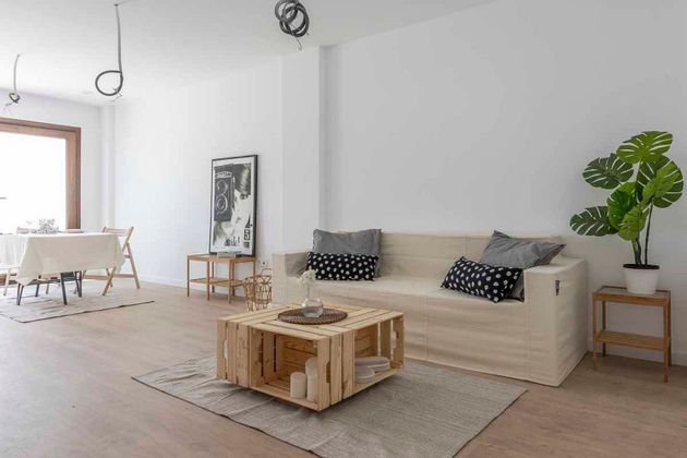 Foto 2 de Casa nova en venda a calle Luis Vives de 3 habitacions i 139 m²