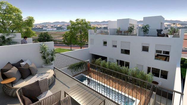 Foto 1 de Casa nueva en venta en calle Ernesto Ferrando de 3 habitaciones con piscina y aire acondicionado