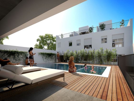 Foto 1 de Casa nova en venda a calle Ernesto Ferrando de 3 habitacions amb piscina i aire acondicionat