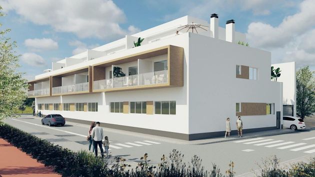 Foto 1 de Pis nou en venda a calle Guadarrama de 3 habitacions amb piscina i ascensor
