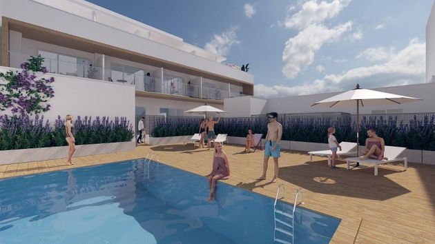 Foto 1 de Pis nou en venda a calle Guadarrama de 2 habitacions amb piscina i ascensor