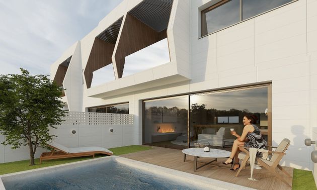 Foto 1 de Venta de casa nueva en calle Rio Madera de 4 habitaciones y 350 m²