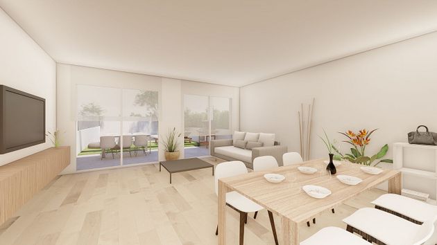 Foto 1 de Casa nueva en venta en calle Costa Garraf de 3 habitaciones con jardín