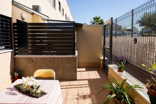 Foto 1 de Casa nueva en venta en calle Guillermo Soto de 3 habitaciones con piscina y jardín