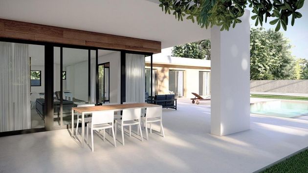 Foto 1 de Casa nueva en venta en calle Pinsa de 3 habitaciones con jardín y aire acondicionado