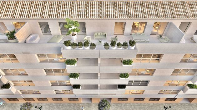 Foto 1 de Venta de piso nuevo en calle De Les Comedies de 3 habitaciones con aire acondicionado y ascensor