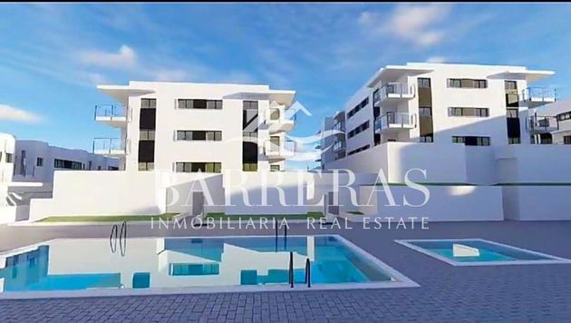 Foto 2 de Casa nova en venda a calle Mencey Anaga de 3 habitacions amb piscina i jardí