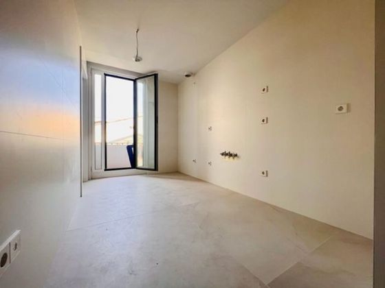 Foto 1 de Piso nuevo en venta en calle Del Espolón de 2 habitaciones con ascensor