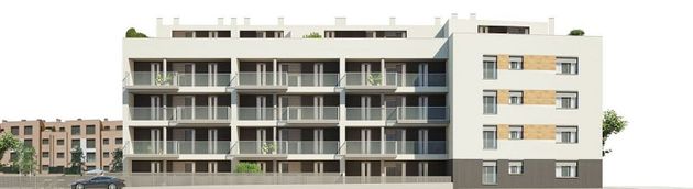 Foto 1 de Piso nuevo en venta en urbanización Lavaderos de 3 habitaciones con piscina y ascensor