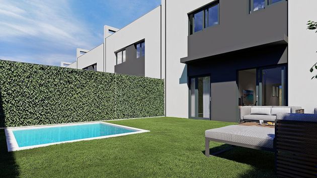 Foto 1 de Casa nueva en venta en calle Francisco de Goya de 4 habitaciones con piscina y jardín