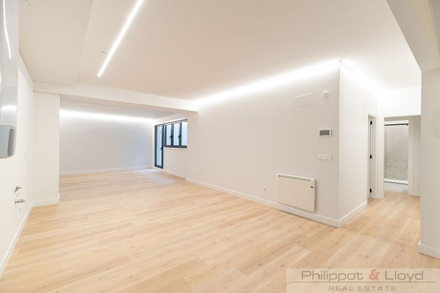 Foto 2 de Venta de oficina nueva en calle Príncipe de 107 m²