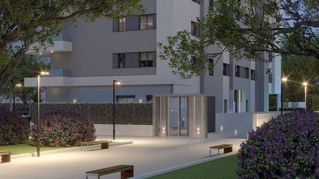 Foto 2 de Venta de piso nuevo en calle Árbol de la Seda Con Don Antonio Franco Navarro de 4 habitaciones con piscina y ascensor
