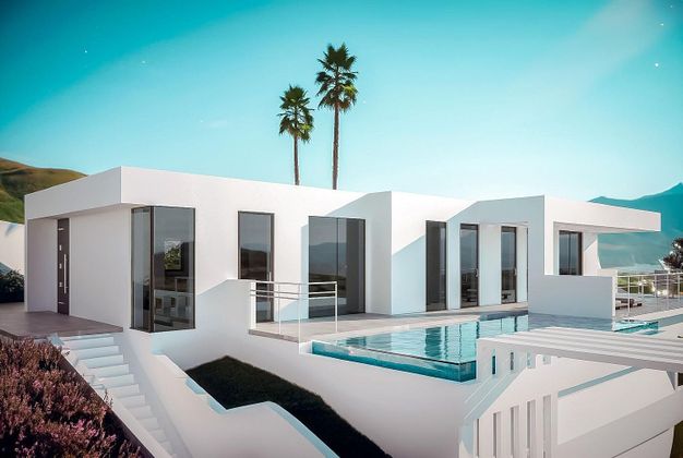 Foto 1 de Casa nova en venda a calle Morella de 3 habitacions amb piscina i jardí