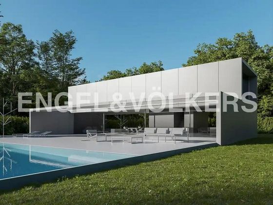 Foto 2 de Casa nueva en venta en Campolivar de 4 habitaciones con piscina y jardín